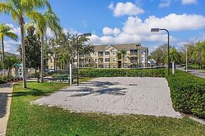 4 Bed in Windsor Palms Resort - Steps to Disney