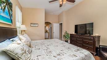 4 Bed in Windsor Palms Resort - Steps to Disney