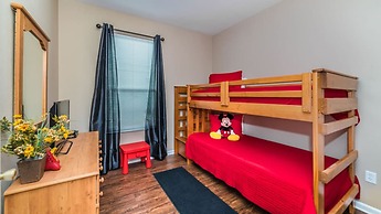 4 Bed in Windsor Palms Resort - Steps to Disney
