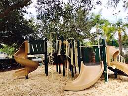 4 Bed in Windsor Palms Resort - Steps to Disney