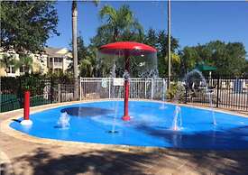 4 Bed in Windsor Palms Resort - Steps to Disney