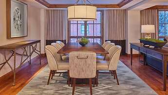 St Regis Residence Club 3 Bedroom - Heart of Downtown Aspen!