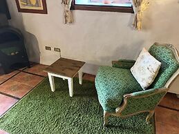 Oasis Hill Botanical Garden