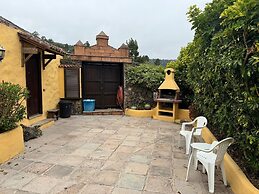 Oasis Hill Botanical Garden