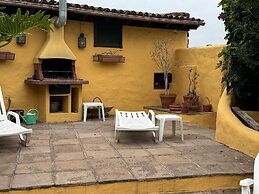 Oasis Hill Botanical Garden