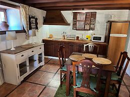 Oasis Hill Botanical Garden