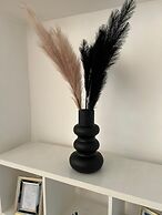 AMAZING CENTRAL 3 bed REFURB sleeps 5