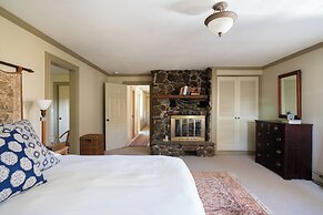 ABC Stay - Connecticut Five Bedroom Home