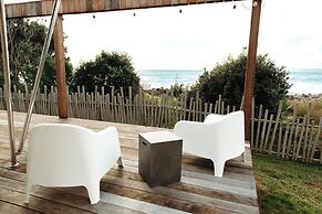 Te Whaanga Retreat & Spa Lodge & Canvastown Luxury Glamping Tents