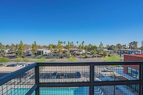 KLVG - V on Broadway