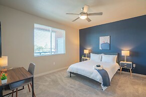 KLVG - V on Broadway