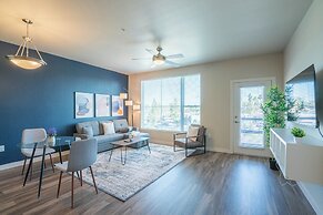 KLVG - V on Broadway