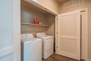 KLVG - V on Broadway