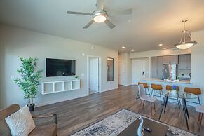 KLVG - V on Broadway