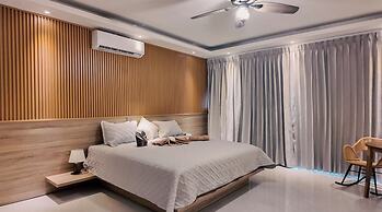 Soficu Hotel On The Beach