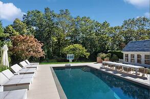 Luxury Villa 7br 7baths With a Private Pool Hamptons