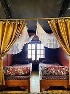 Long Co Tran Homestay