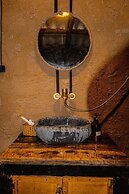 Long Co Tran Homestay