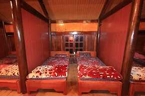 Long Co Tran Homestay