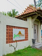 Java Wood Villa