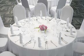 Summer Bay Beach Club & Cabins Sihanoukville by Preference