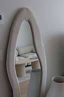 Luxury Palm Beach 1 BDR in The Village