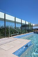 Luxury Palm Beach 1 BDR in The Village