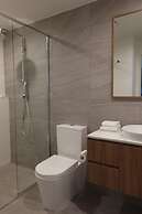 Luxury Palm Beach 1 BDR in The Village