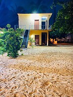 Alankuda Dolphin Village Hotel