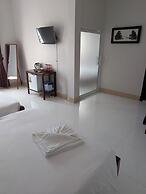 Tim & Sophy Angkor Inn