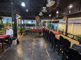 Tim & Sophy Angkor Inn