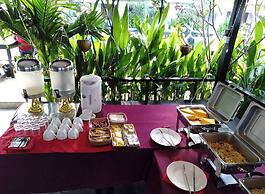 Tim & Sophy Angkor Inn