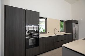 Elite Atoll Luxury Villas Phuket