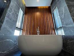 Elite Atoll Luxury Villas Phuket