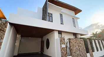 Elite Atoll Luxury Villas Phuket