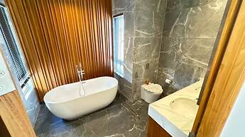 Elite Atoll Luxury Villas Phuket