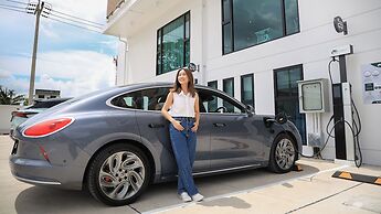 B2 Ubon Airport Premier Hotel