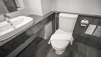 B2 Ubon Airport Premier Hotel