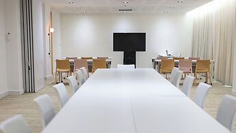 B2 Ubon Airport Premier Hotel