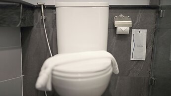 B2 Ubon Airport Premier Hotel