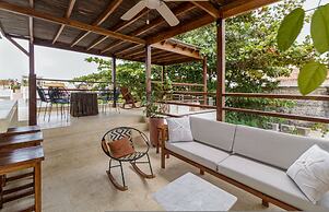 Goitia Apartment-rooftop Jacuzzi