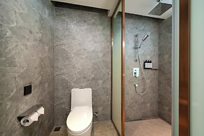 Model J Hotel Jakarta Soekarno Hatta Airport