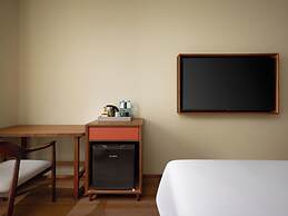 Model J Hotel Jakarta Soekarno Hatta Airport