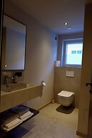 LH Suites - New Opening