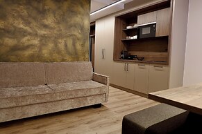 LH Suites - New Opening