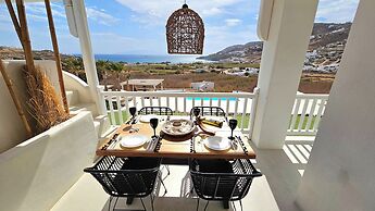 Mykonos4Islands Seaside Homes and Suites