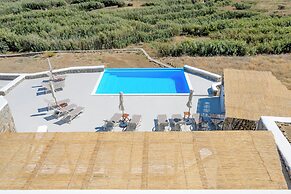 Mykonos4Islands Seaside Homes and Suites