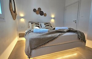 Mykonos4Islands Seaside Homes and Suites