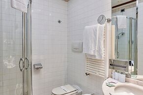 Hotel in Cecina just 100 mt from the sea