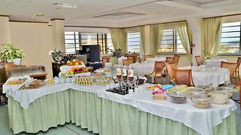 Hotel in Cecina just 100 mt from the sea